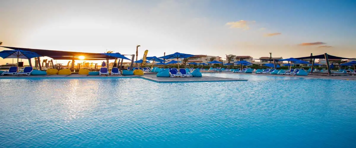 قرية لافيستا باي ايست الساحل الشمالي La Vista Bay East North Coast