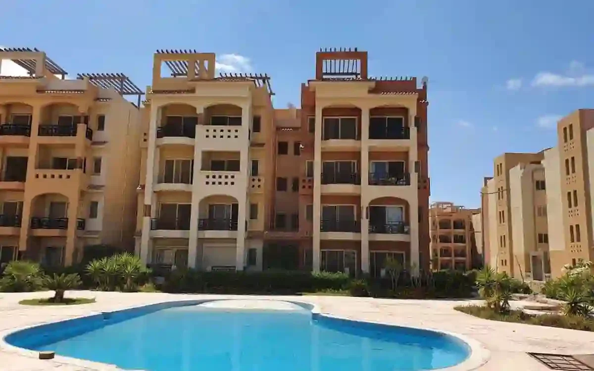 قرية اماريتس هايتس الساحل الشمالي Emirates Heights North Coast