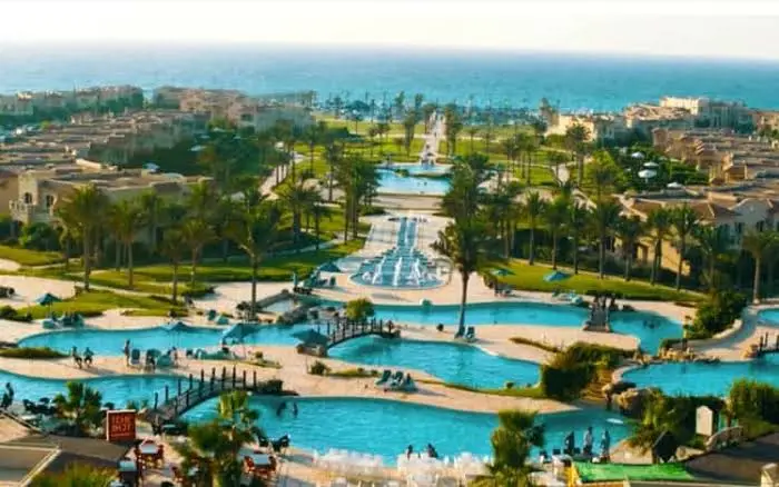 قرية لافيستا باي الساحل الشمالي La Vista Bay North Coast