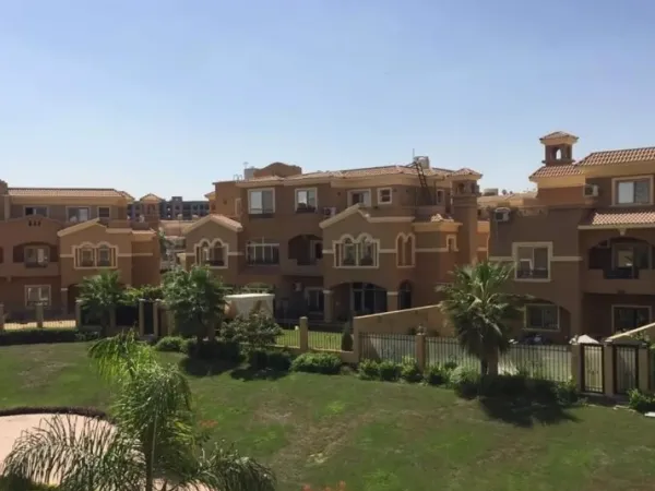 كمبوند لي روا التجمع الخامس Les Rois New Cairo