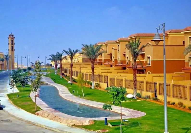 كمبوند لي روا التجمع الخامس Les Rois New Cairo